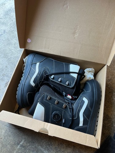 Vans invado snowboard boots - vans, og